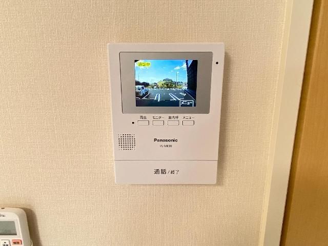 アリュール阿見の内装|カメラ付インターホン
