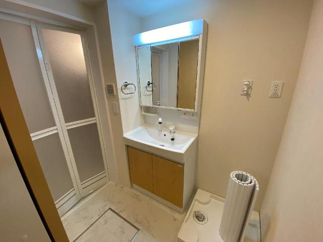 アリュール阿見の洗面所|洗髪洗面化粧台