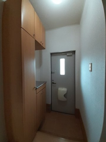 ピーノ・レジーナⅡの玄関|玄関です