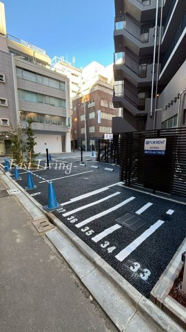 JPT RESIDENCEの駐車場