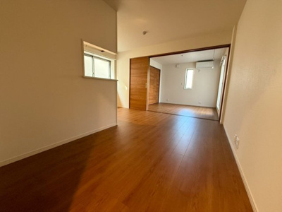 【居間・リビング】 | TRICERA Court