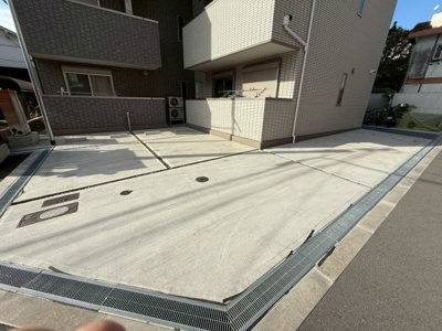 【駐車場】 | TRICERA Court