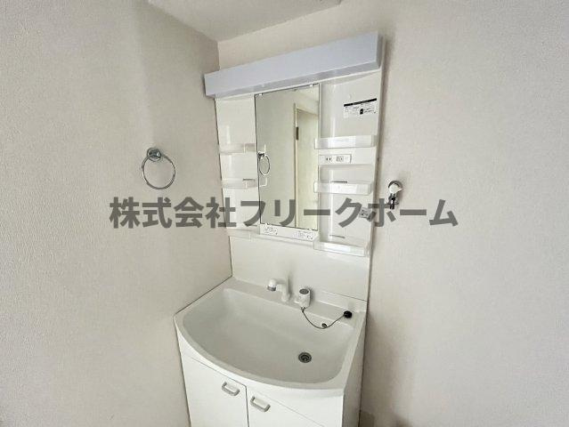 小金井市貫井北町１丁目の賃貸マンションの洗面所