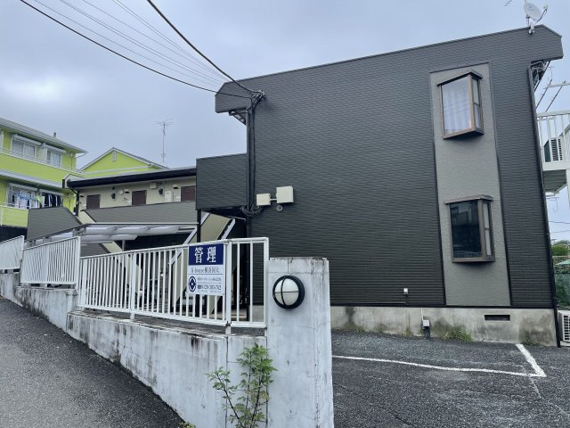 K-house横浜国大の外観