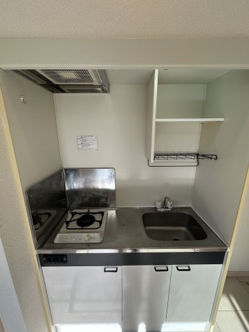 ランドヒルズウエストB棟のキッチン