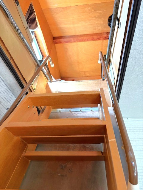 南向きオール電化住宅◆リフォーム＆リノベーション用に最適◆下京区梅小路本町の収納|屋根裏収納