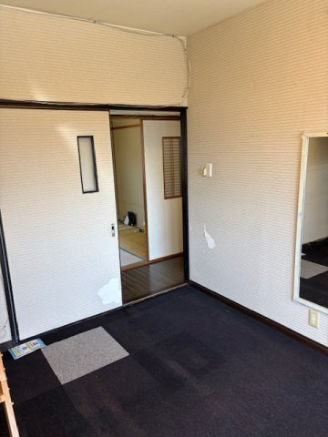 南向きオール電化住宅◆リフォーム＆リノベーション用に最適◆下京区梅小路本町の洋室|洋室