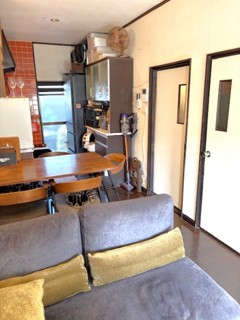 南向きオール電化住宅◆リフォーム＆リノベーション用に最適◆下京区梅小路本町の居間・リビング|リビング