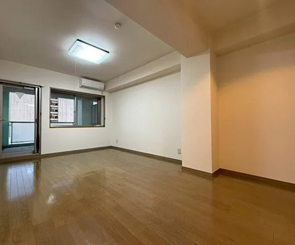 【ForYor湊川公園】　神戸市兵庫区1棟収益マンション「湊川駅徒歩1分」「満室稼働中」の洋室