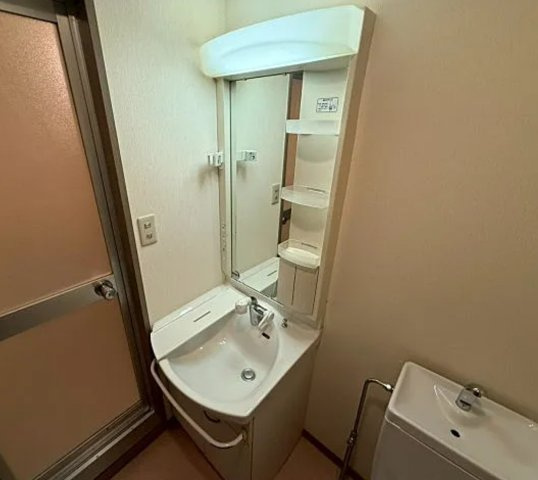 【ForYor湊川公園】　神戸市兵庫区1棟収益マンション「湊川駅徒歩1分」「満室稼働中」の独立洗面台