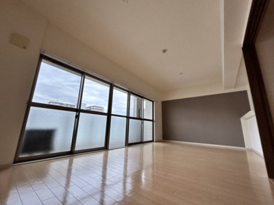 【居間・リビング】 | ソルグランデ | ソルグランデ　リビング・ダイニングスペース