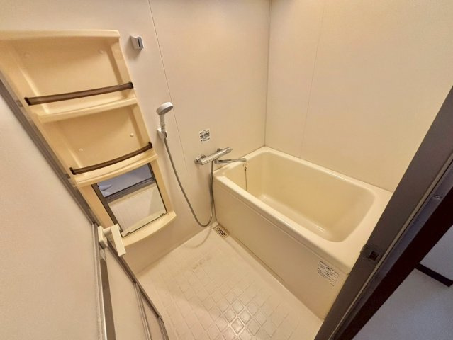 サンヴェール坊垣の浴室