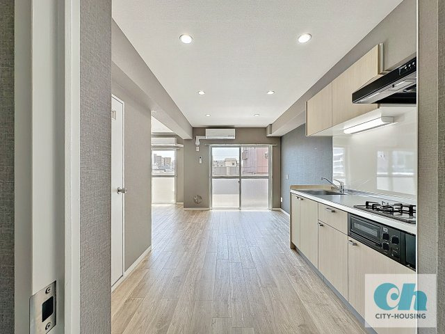 ヴェルテ山本 403号室の居間・リビング