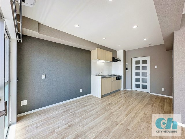 ヴェルテ山本 403号室の居間・リビング