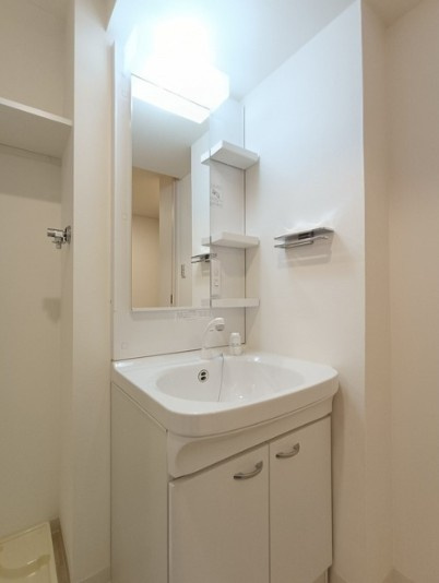 タスキsmart新大塚Ⅲの独立洗面台