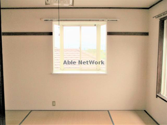 アルディアヌーボの洋室|和室6帖