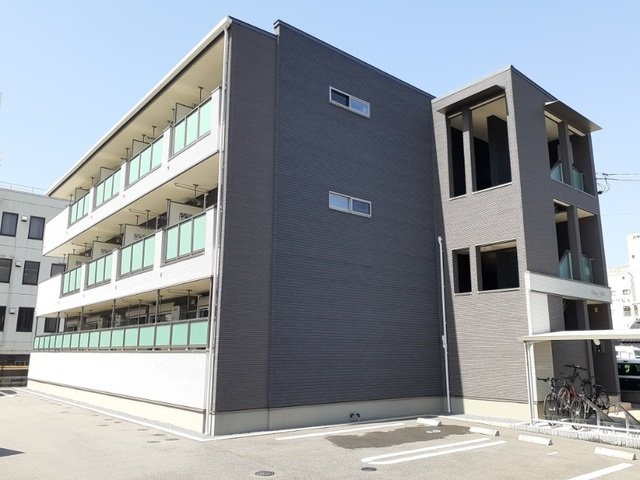 サクラ　ヒルズ