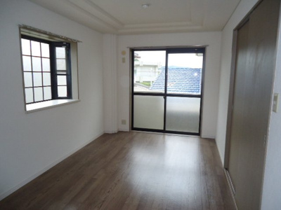 【内装】 | ラルーナ | 洋室