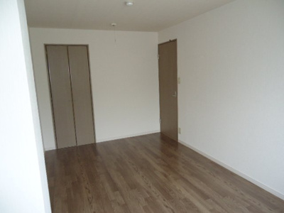 【内装】 | ラルーナ | 洋室