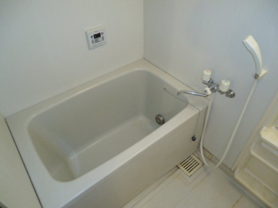 【浴室】 | ラルーナ | バス