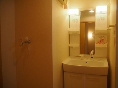 【洗面所】 | リシェスコリーヌＢ