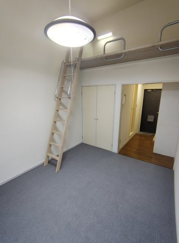 レオパレスこうべ山手の内装