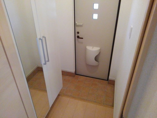 ネオジョウワＨ　Ⅰの玄関