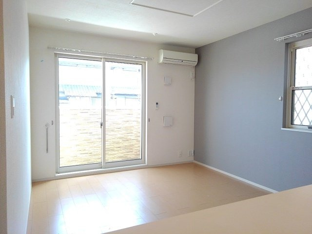 ネオジョウワＨ　Ⅰの居間・リビング