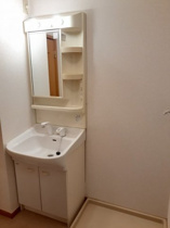 コンパクトで使いやすい洗面所