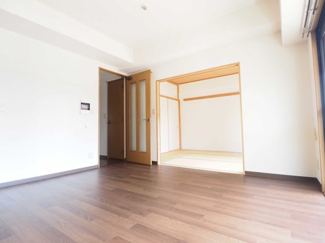 【居間・リビング】