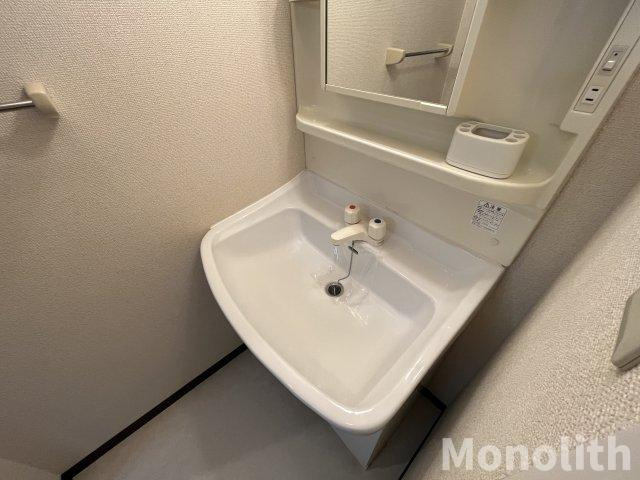 ロンシャンの洗面所
