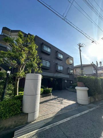 ゼフィール芦屋の外観