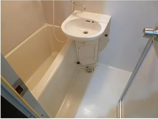 【オムニバス平野本町】　大阪市平野区1棟売マンション　「満室！」「利回り7.7％」の浴室