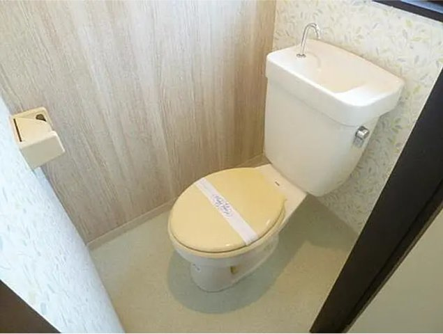 【オムニバス平野本町】　大阪市平野区1棟売マンション　「満室！」「利回り7.7％」のトイレ