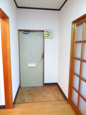 明るい玄関です