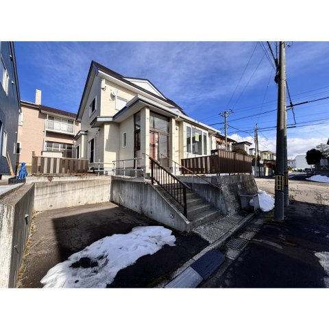 日吉町4丁目中古住宅の外観