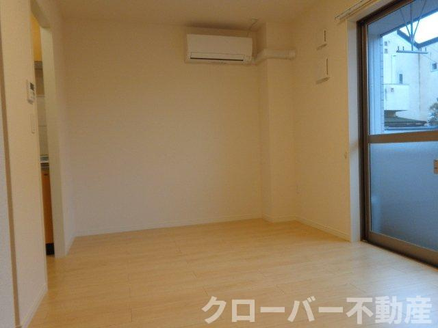 アリエルの居間・リビング|リビング