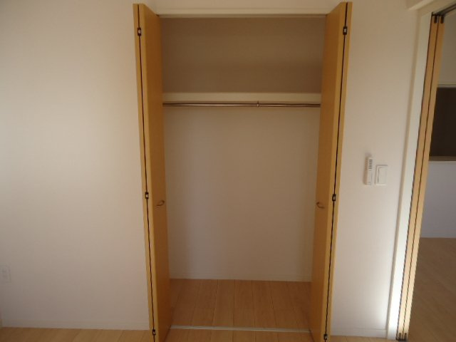 クレール・アンジュの収納|洋室収納