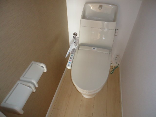 クレール・アンジュのトイレ|シャワー付トイレ