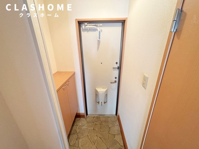 カーサ八橋　　　刈谷市近郊の賃貸はクラスホームの玄関|同物件の別部屋になります。