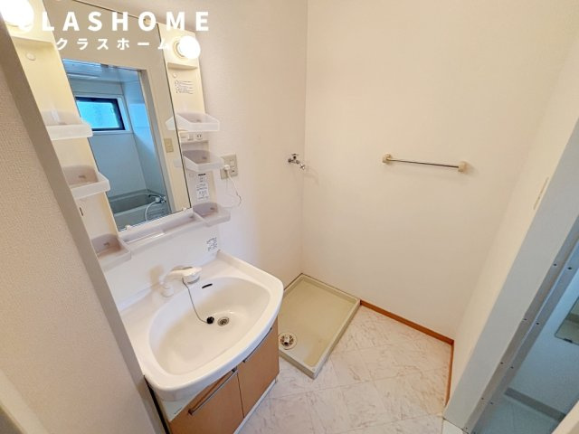 カーサ八橋　　　刈谷市近郊の賃貸はクラスホームの洗面所|同物件の別部屋になります。