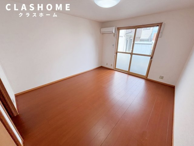 カーサ八橋　　　刈谷市近郊の賃貸はクラスホームの居間・リビング|同物件の別部屋になります。