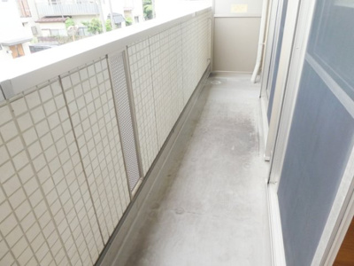 【バルコニー】 | Ｖｉｌｌａ Ｇａｒｌａｎｄ Ｃｏｕｒｔ