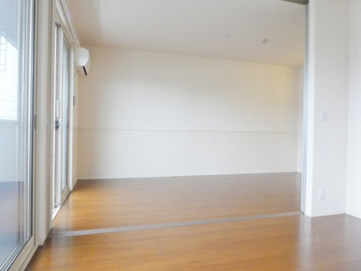 【内装】 | Ｖｉｌｌａ Ｇａｒｌａｎｄ Ｃｏｕｒｔ