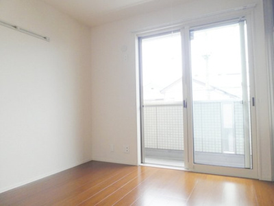 【洋室】 | Ｖｉｌｌａ Ｇａｒｌａｎｄ Ｃｏｕｒｔ