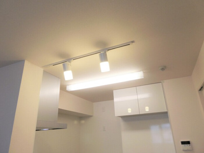 【キッチン】 | Ｖｉｌｌａ Ｇａｒｌａｎｄ Ｃｏｕｒｔ