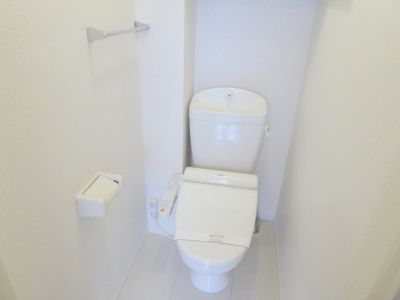 【トイレ】 | Ｖｉｌｌａ Ｇａｒｌａｎｄ Ｃｏｕｒｔ