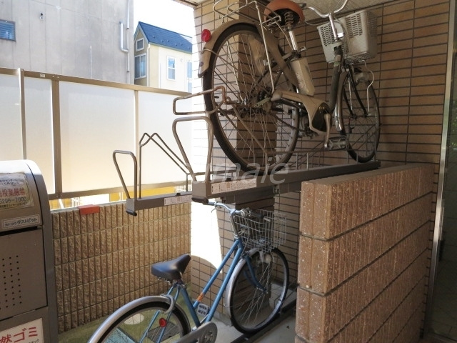 ＷＥＳＴ　ＨＩＬＬＳのその他共用部分|駐輪場も完備です！