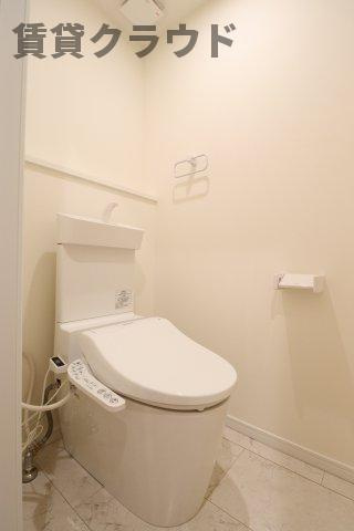 スマイルレジデンスのトイレ|ゆったりとした空間のトイレです