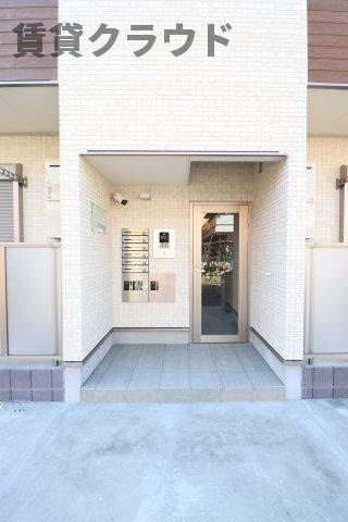 スマイルレジデンスのエントランス|落ち着いたエントランスです